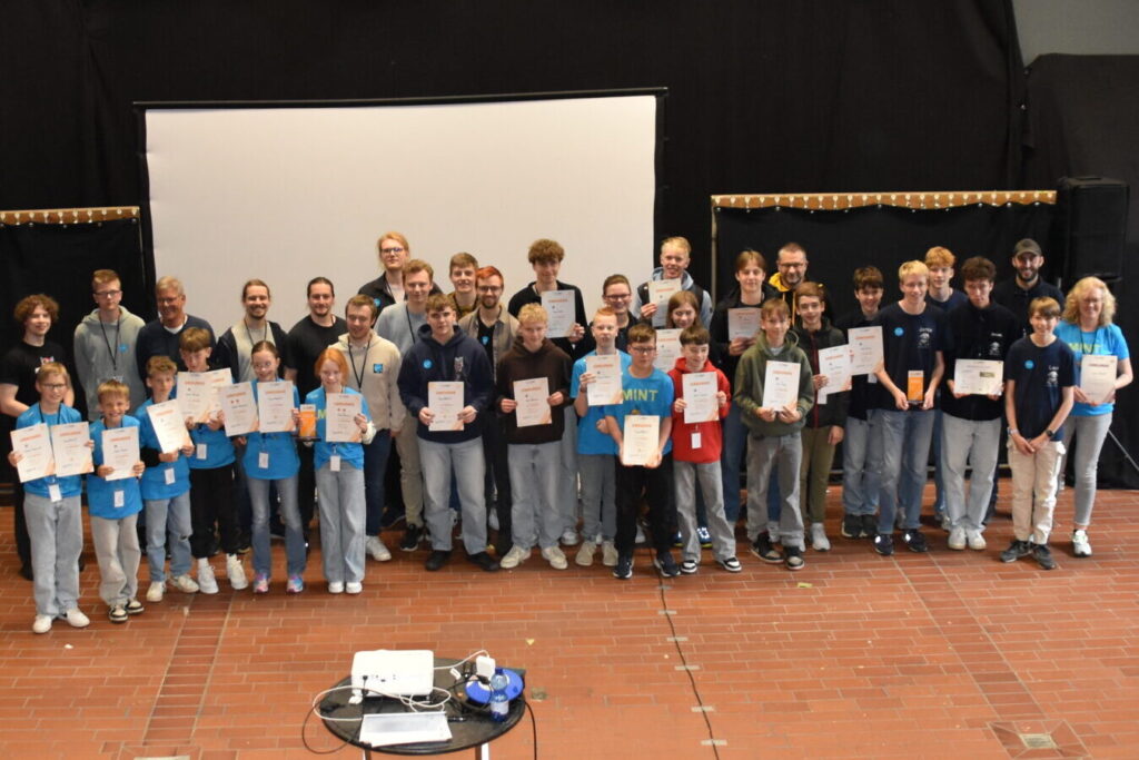 Gruppenfoto bei der WRO 2025