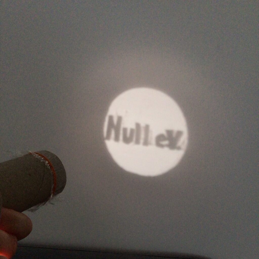 Fertige Taschenlampe mit NULL e.V. Filter