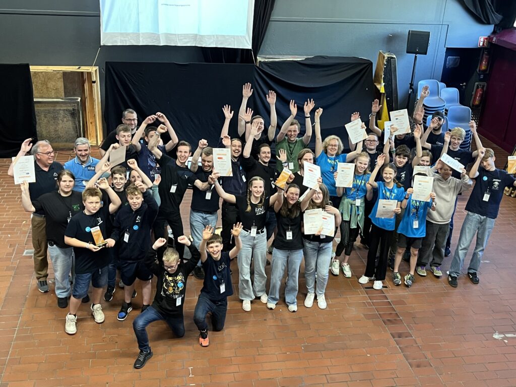 Gruppen foto von der ersten WRO